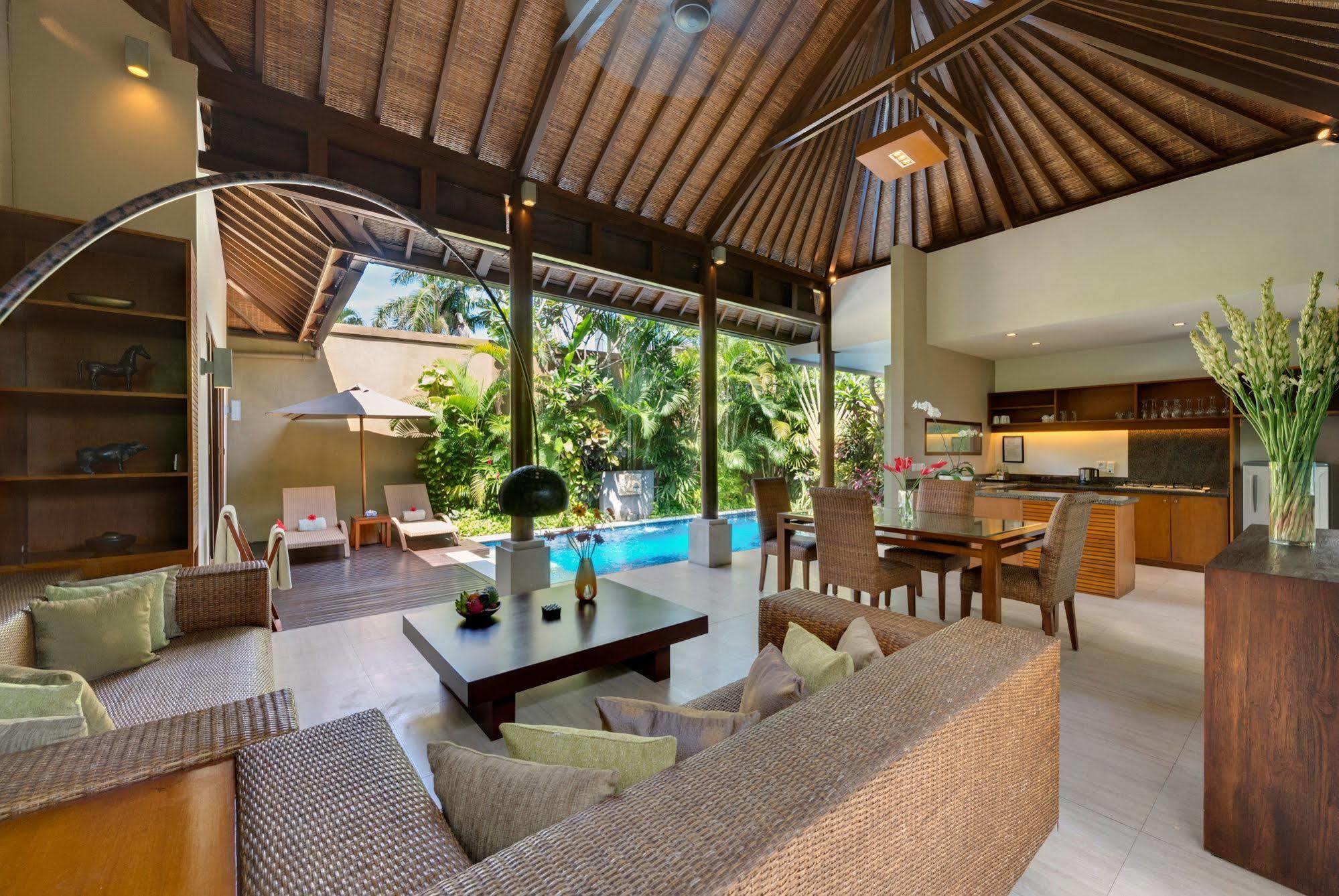 Lakshmi Villas Seminyak  Exterior photo