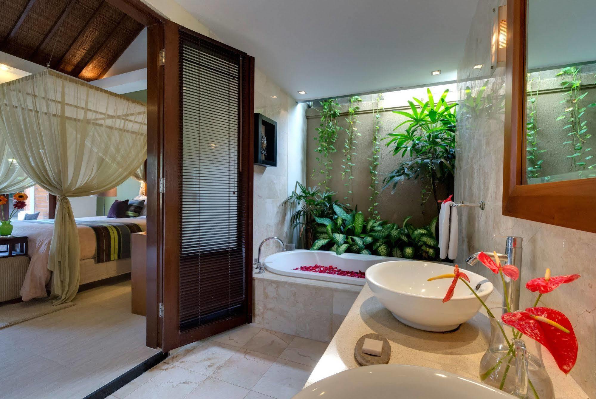 Lakshmi Villas Seminyak  Exterior photo