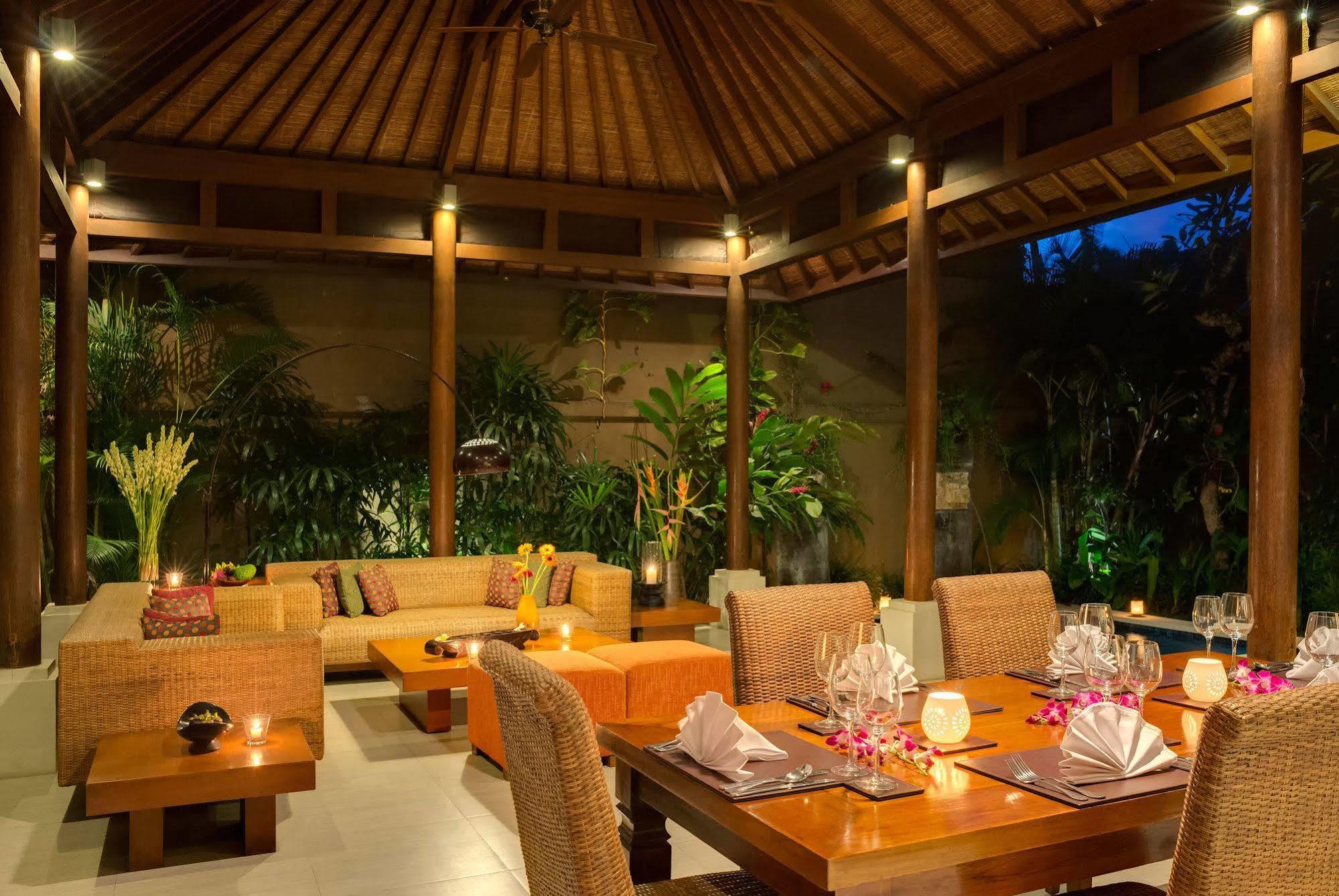 Lakshmi Villas Seminyak  Exterior photo