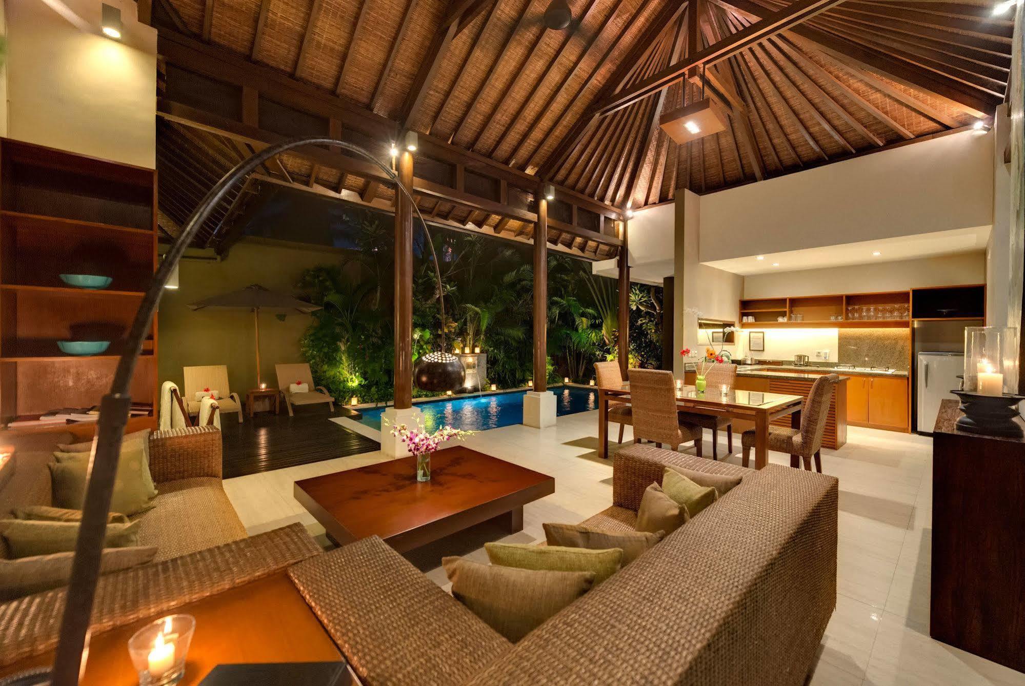 Lakshmi Villas Seminyak  Exterior photo