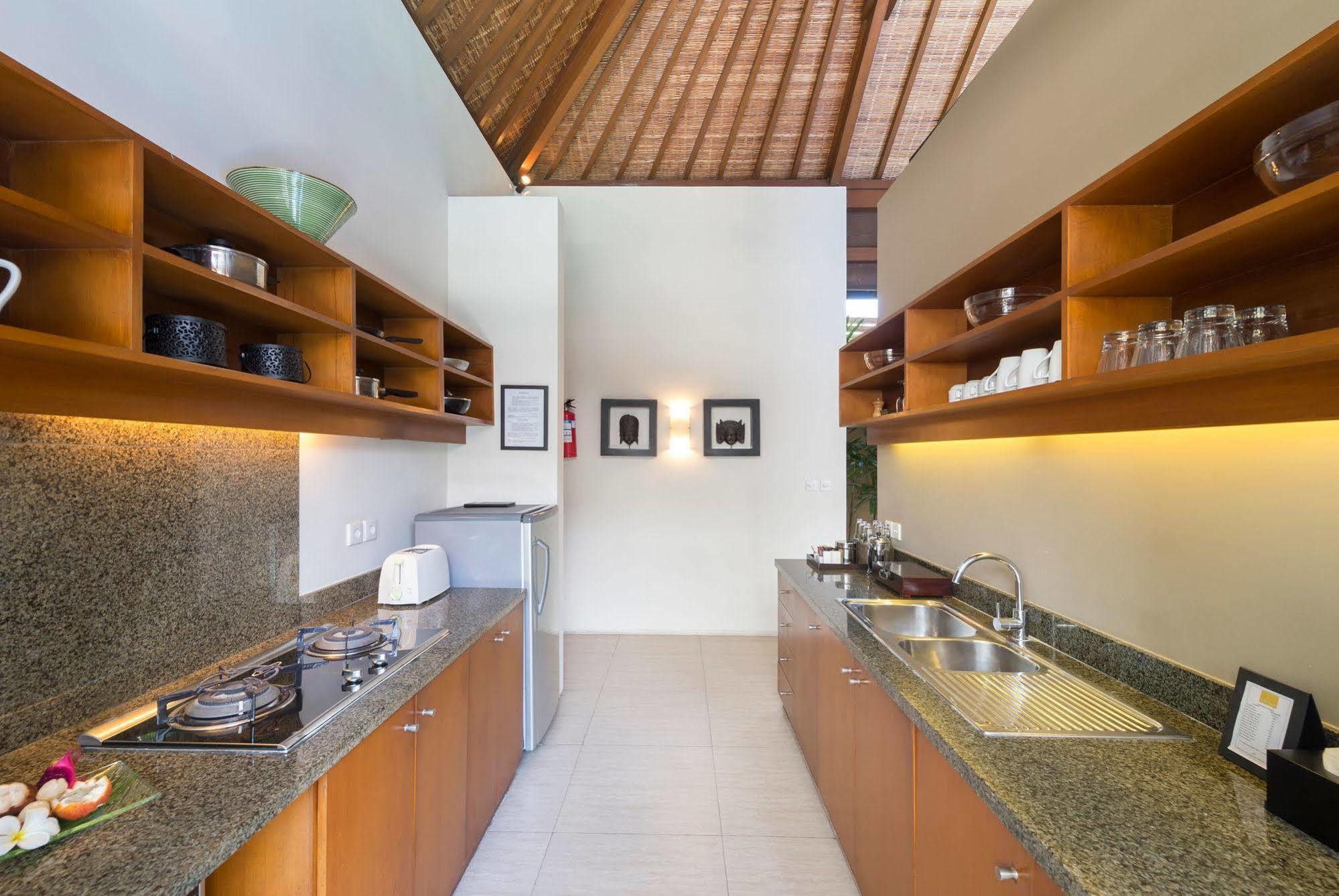 Lakshmi Villas Seminyak  Exterior photo