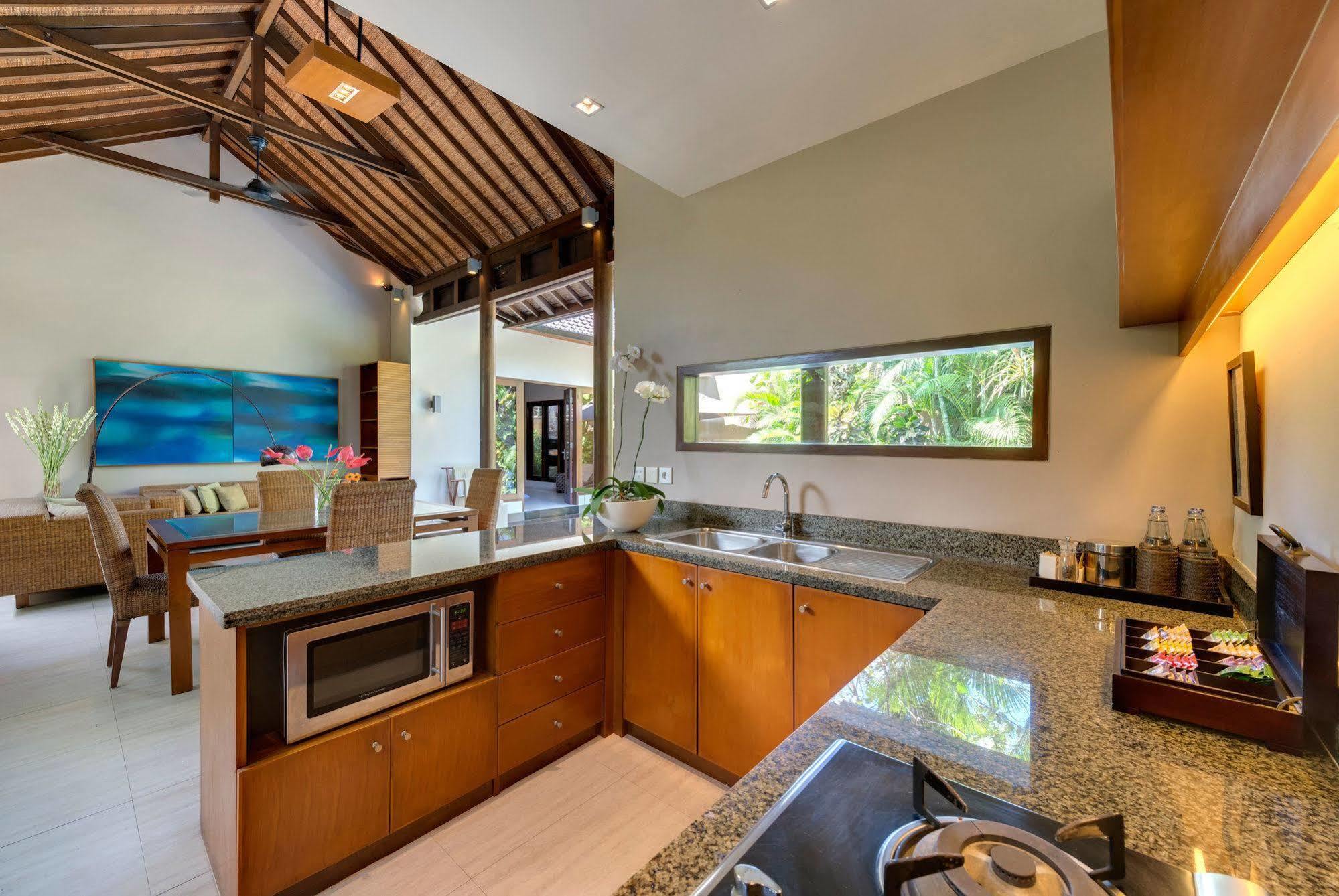 Lakshmi Villas Seminyak  Exterior photo