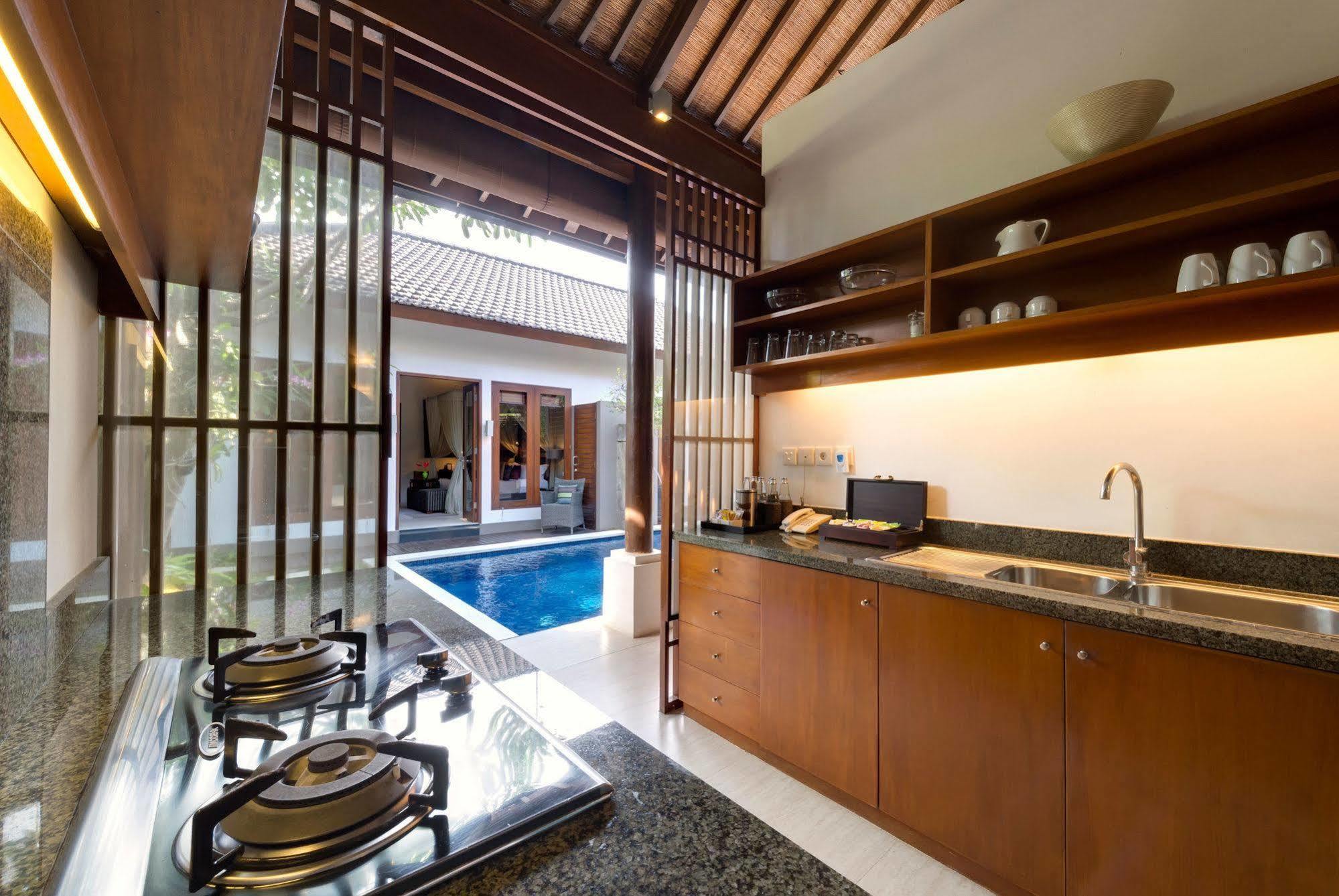 Lakshmi Villas Seminyak  Exterior photo
